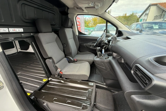 Peugeot PARTNER (2021)