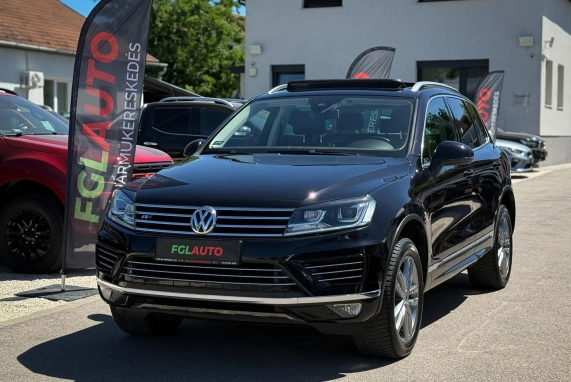 Volkswagen TOUAREG (2016)