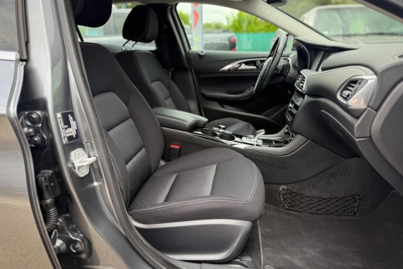 Infiniti QX30 (2017)