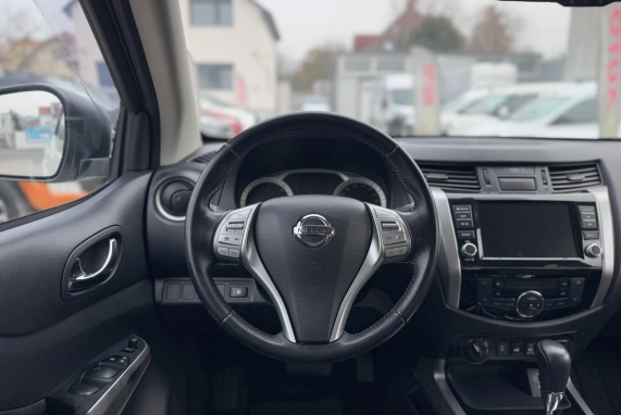 Nissan NAVARA (2020)