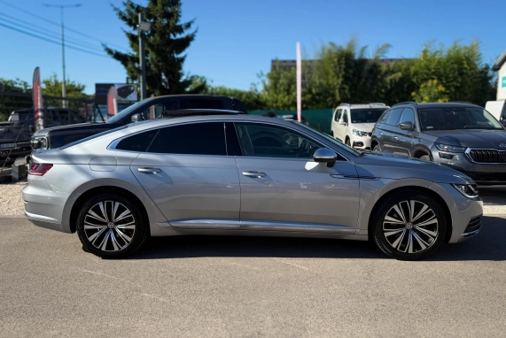 Volkswagen ARTEON (2017)