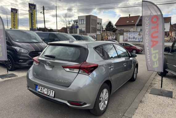 Toyota AURIS (2017)