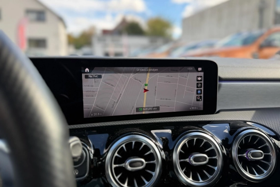 Mercedes-benz A 35 AMG (2020)