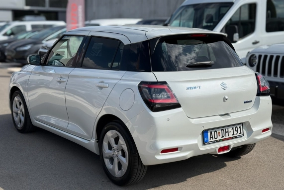 Suzuki SWIFT (2025)