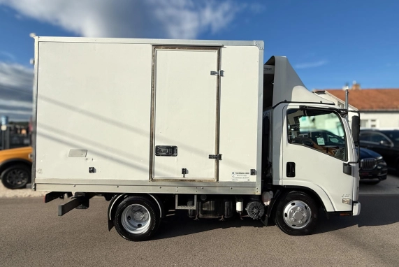 Isuzu N-SZÉRIA (2016)