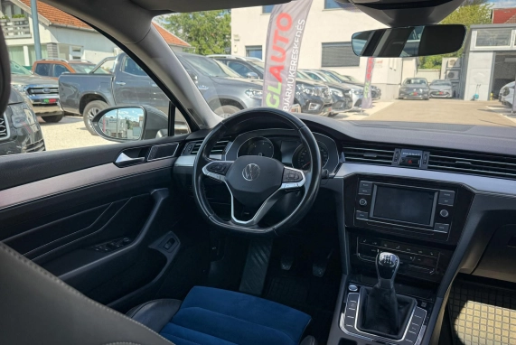 Volkswagen PASSAT VIII (2020)