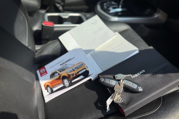 Nissan NAVARA (2020)