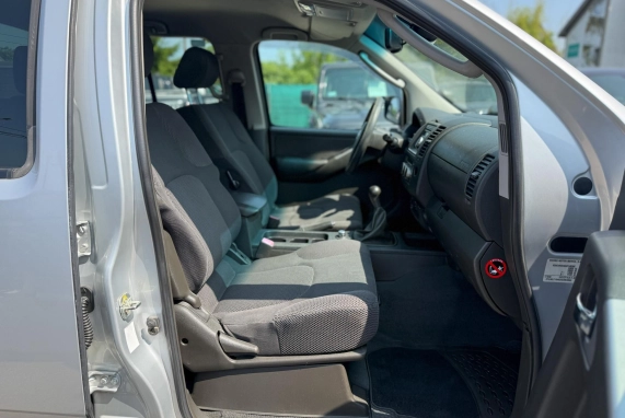 Nissan NAVARA (2006)