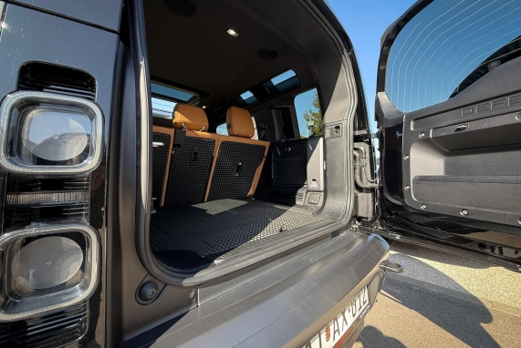 Land rover DEFENDER (2024)