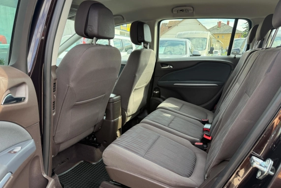 Opel ZAFIRA (2012)