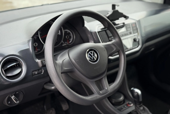 Volkswagen UP (2020)