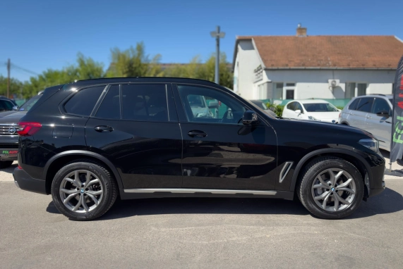 BMW X5 (2019)