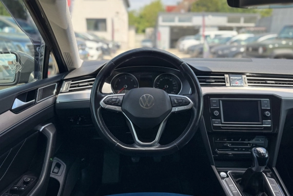 Volkswagen PASSAT VIII (2020)