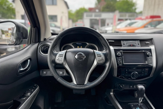 Nissan NAVARA (2016)