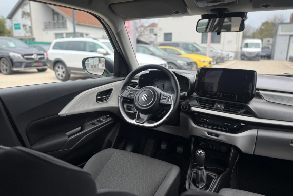 Suzuki SWIFT (2025)