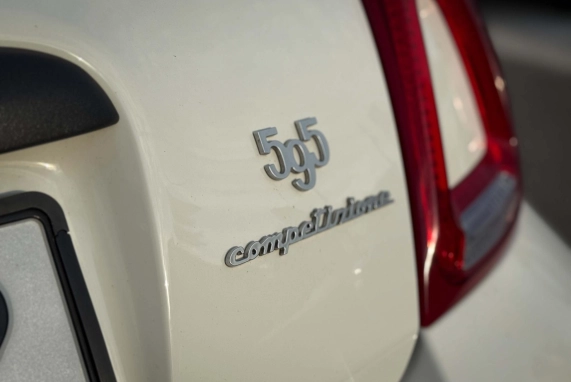 Abarth 595 (2019)