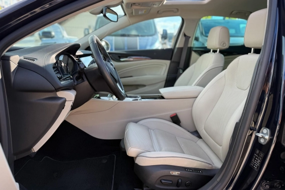 Opel INSIGNIA (2018)