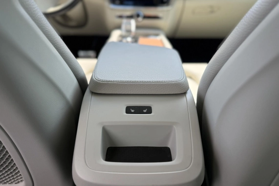 Volvo S90 (2021)