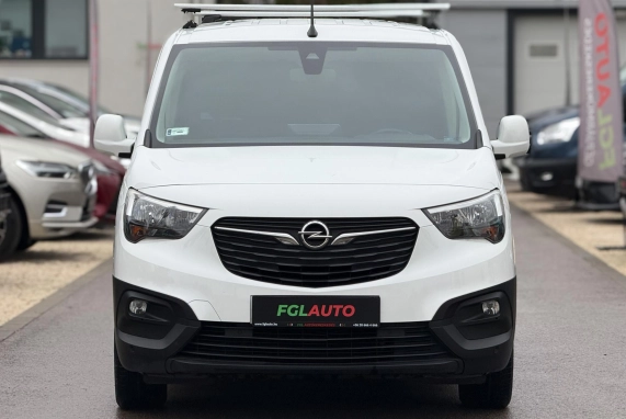Opel COMBO (2020)