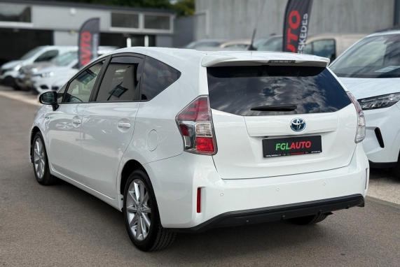 Toyota PRIUS+ (2019)