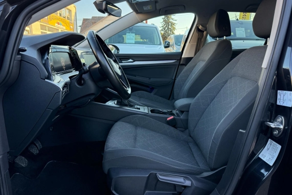 Volkswagen GOLF VIII (2020)