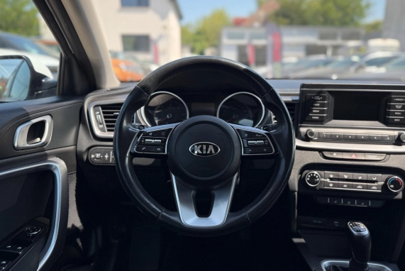 Kia CEE'D (2021)
