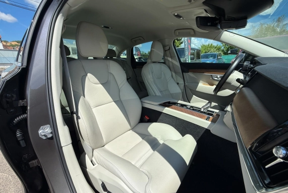 Volvo S90 (2021)