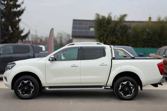 Nissan NAVARA (2020)