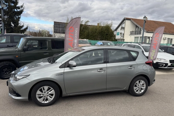 Toyota AURIS (2017)