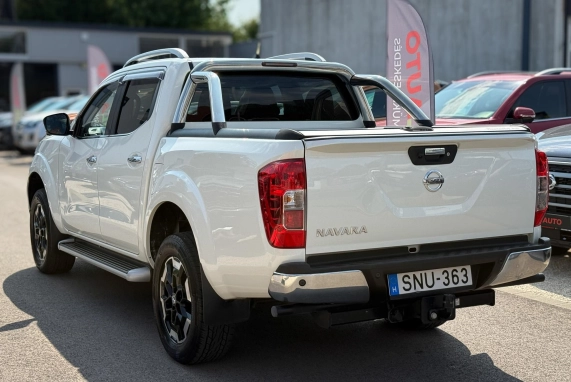 Nissan NAVARA (2020)