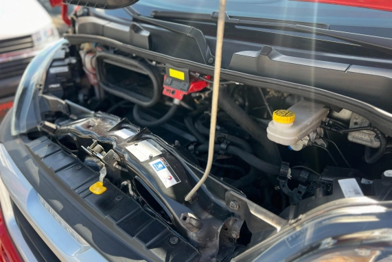 Peugeot BOXER (2015)