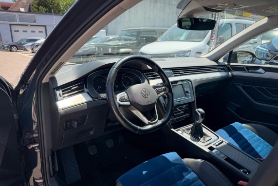Volkswagen PASSAT VIII (2020)