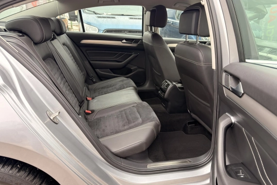 Volkswagen PASSAT (2021)