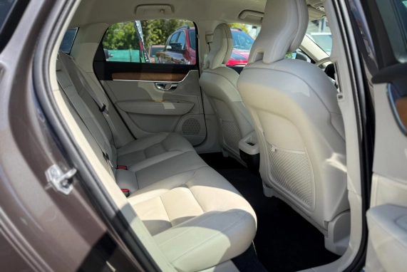 Volvo S90 (2021)
