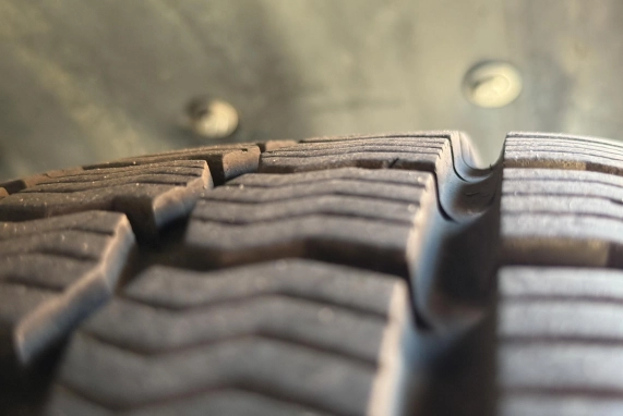 Isuzu N-SZÉRIA (2016)