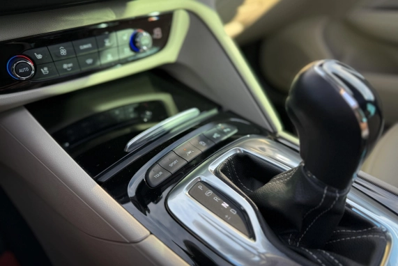 Opel INSIGNIA (2018)