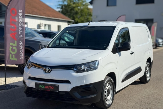 Toyota PROACE (2021)