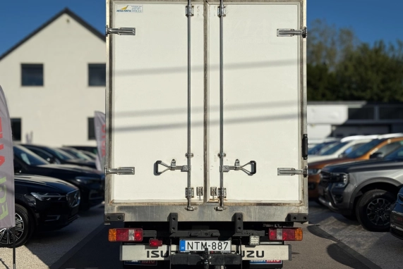 Isuzu N-SZÉRIA (2016)