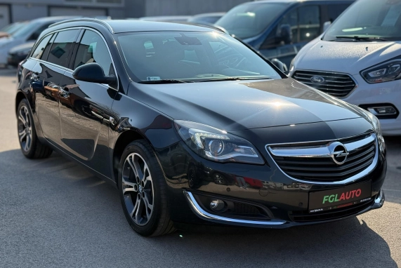 Opel INSIGNIA (2015)