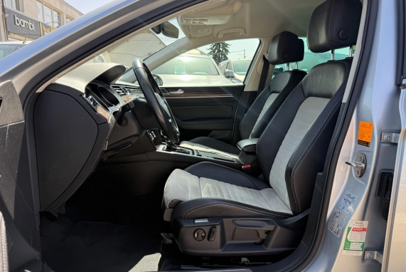 Volkswagen PASSAT VIII (2015)