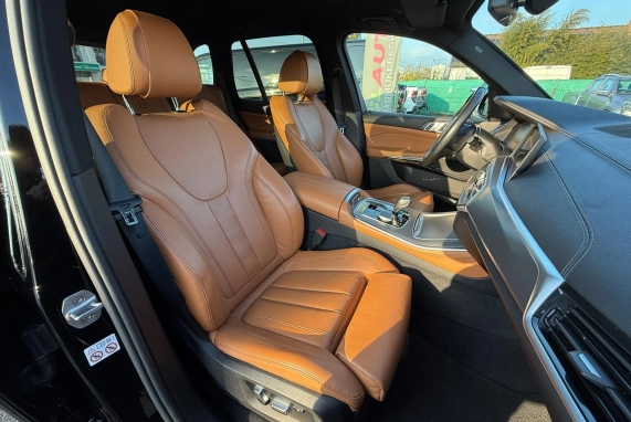 BMW X5 (2019)