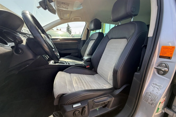 Volkswagen PASSAT VIII (2015)