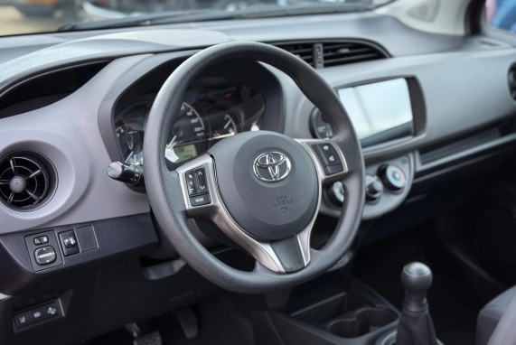 Toyota YARIS (2019)