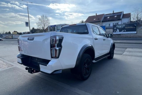 Isuzu D-MAX (2022)