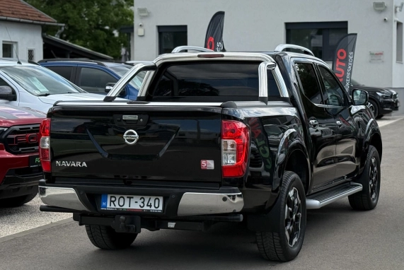 Nissan NAVARA (2019)