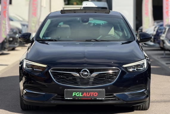 Opel INSIGNIA (2018)