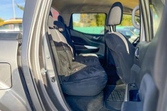 Nissan NAVARA (2017)