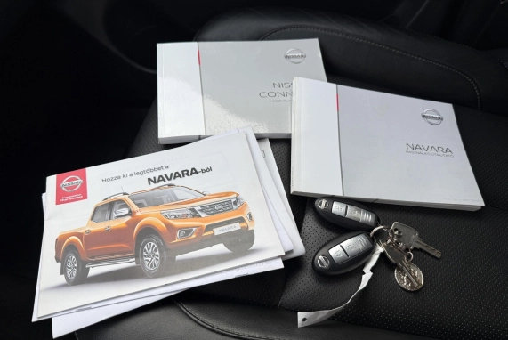Nissan NAVARA (2020)