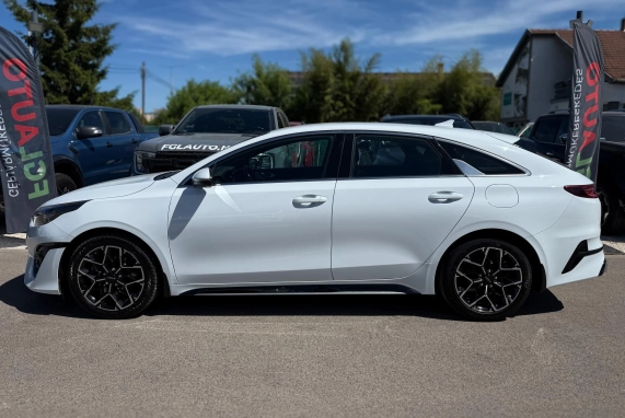 Kia PRO CEE'D (2022)