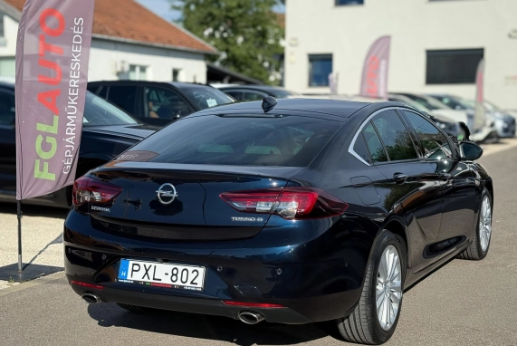 Opel INSIGNIA (2018)